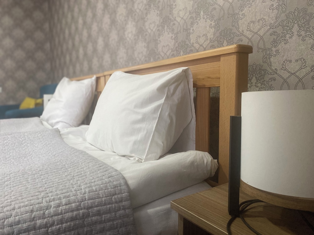 Hillside Guesthouse