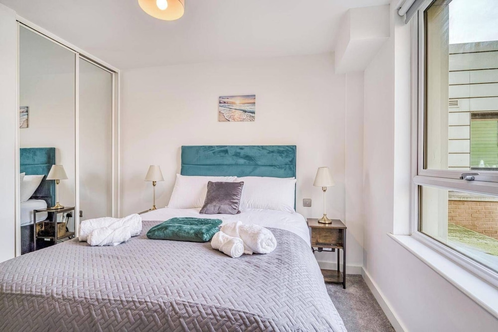 Salford Duplex Apartment - Near City Center