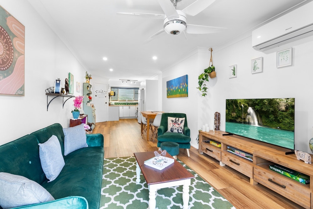 Seaside Serenity: Charming 2-bedroom Getaway