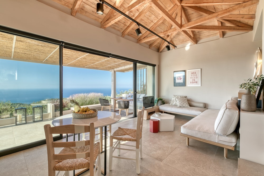 Art Blue Villas