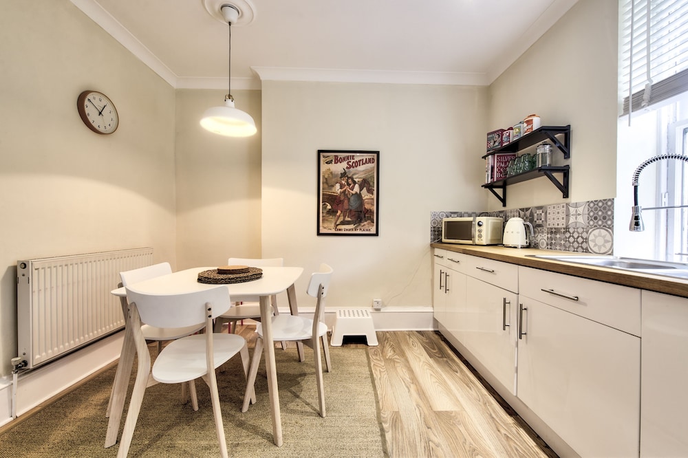 Maya's Glasgow Holiday Homes