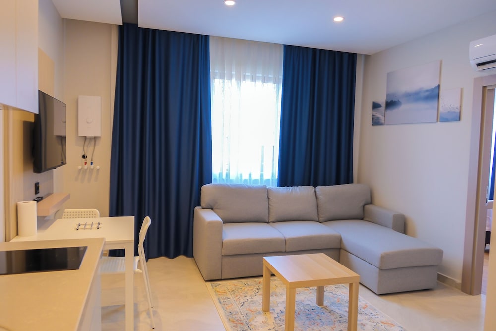 Solmare Suites