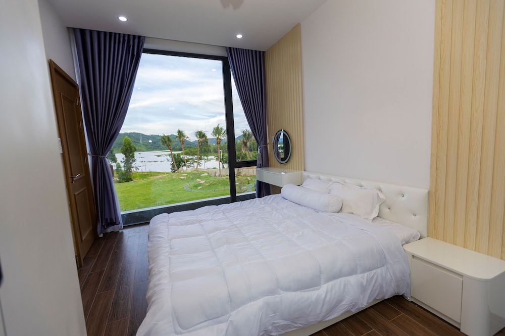 TKH Resort
