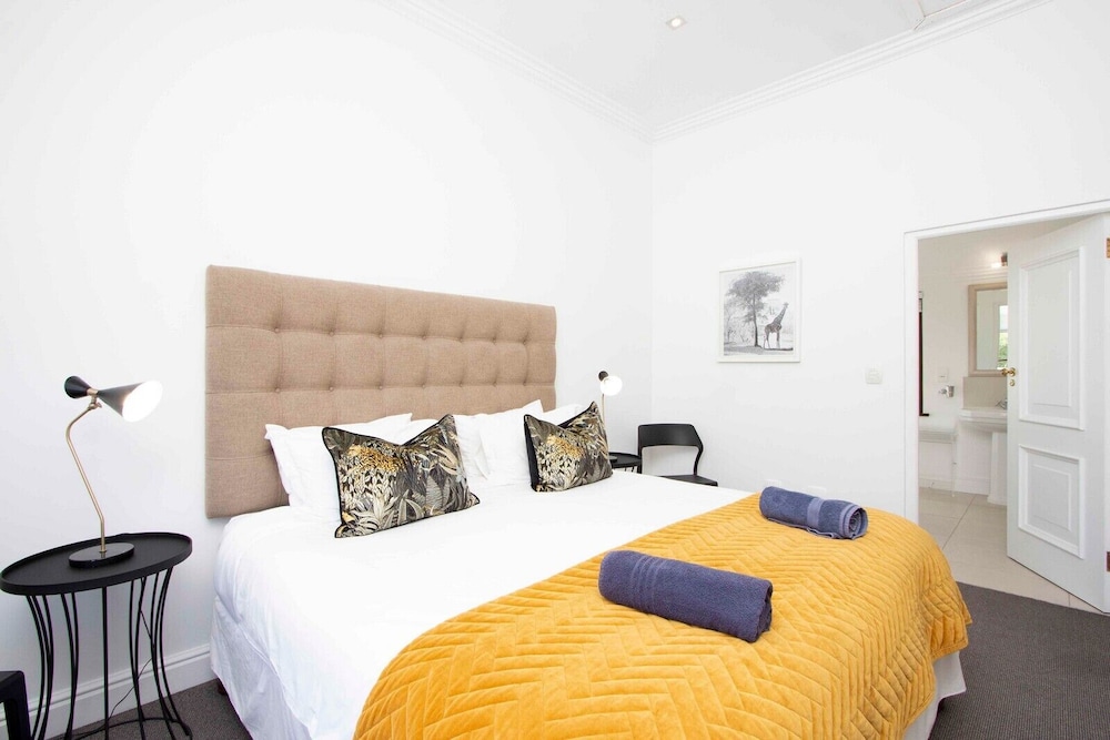 Winelands Golf Lodges at De Zalze