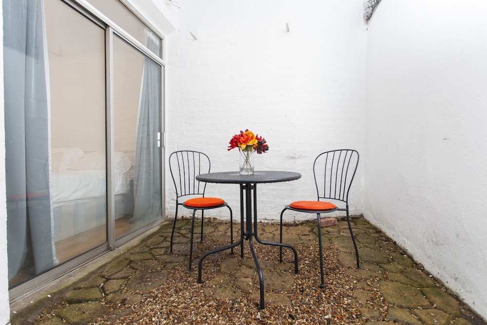 outdoor bbq area