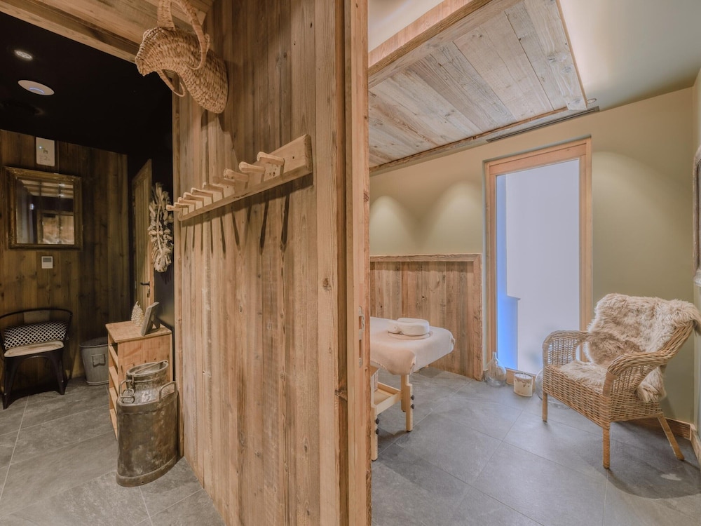Apartment in Megeve Near Ski Slopes
