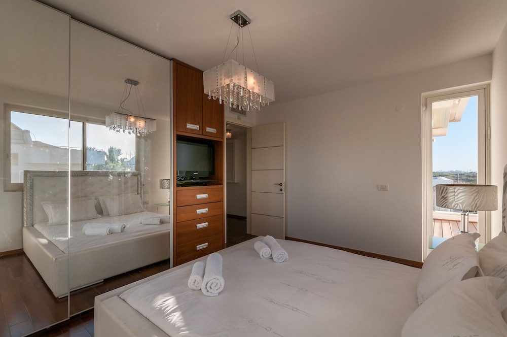 Luxurious Villa with great location, photo 18