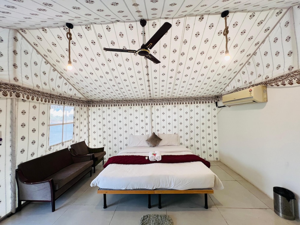 Unity Sunrise Resort Best Hotel Near Statue of Unity