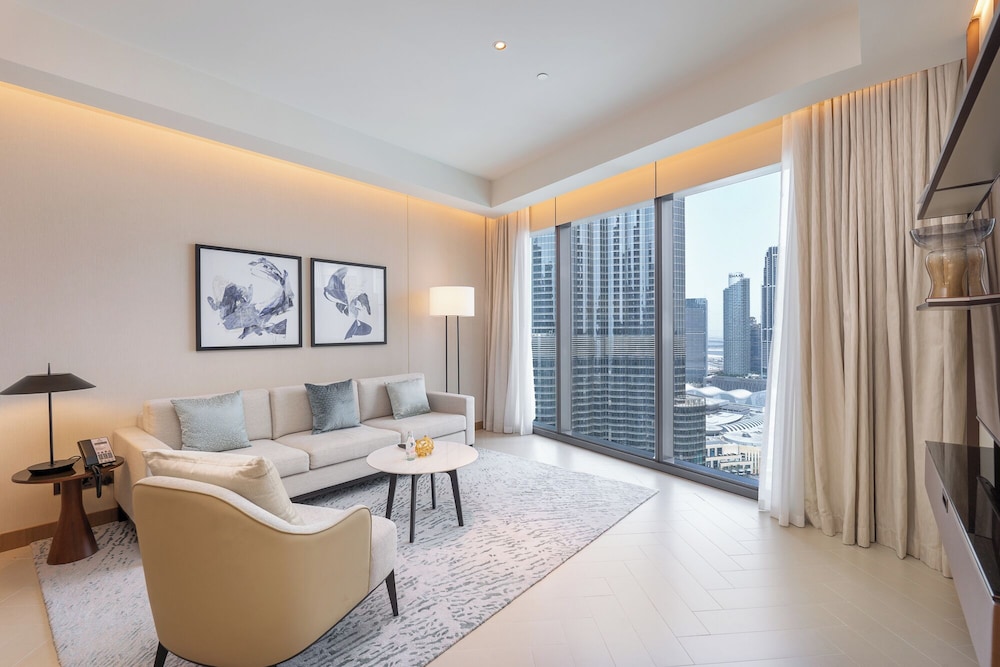 Address Residences Dubai Opera - Burj Khalifa City Views 2 & 3-Bedroom Apartment 1 minute walk to Burj Khalifa, Dubai Mall, Dubai Fountain by Heaven Crest