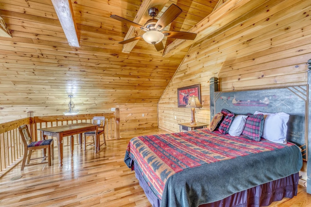 Paradise Lodge view 4
