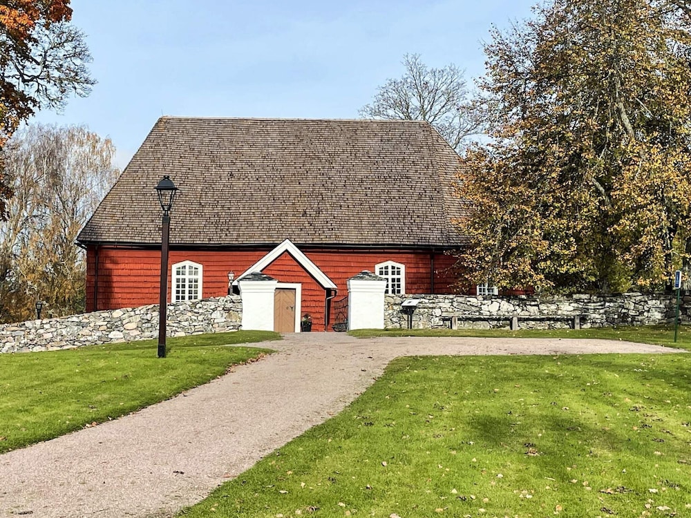 Peaceful Forest Cabin in Dalsland