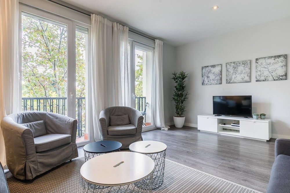 Mm26 I 4C in Madrid With 2 Bedrooms and 2 Bathrooms