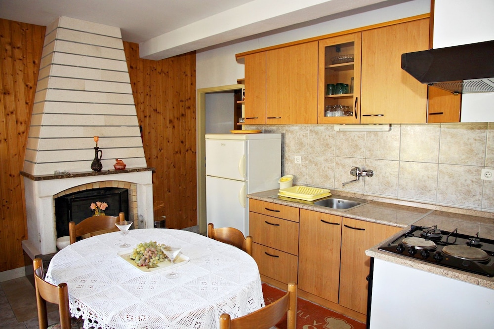 Nikola - 200 m From Beach - A2 view 4