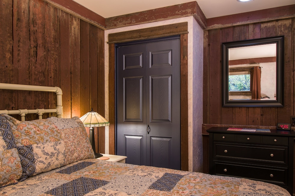 Bailey Lodge view 5