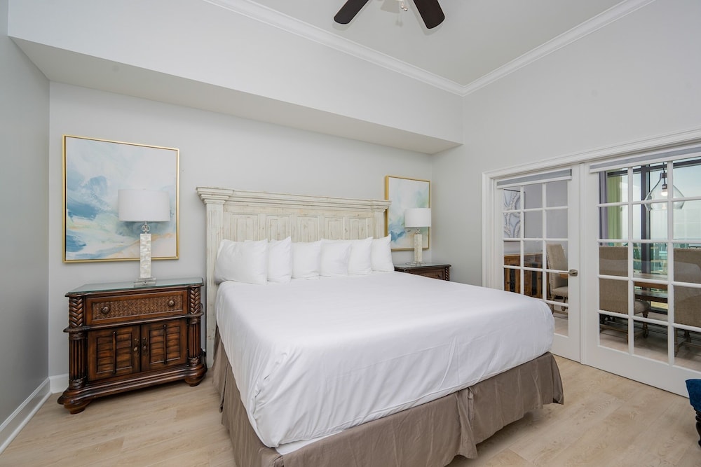 The Oasis 3105 Formerly Phoenix West Ii 3105 3 Bedroom Condo