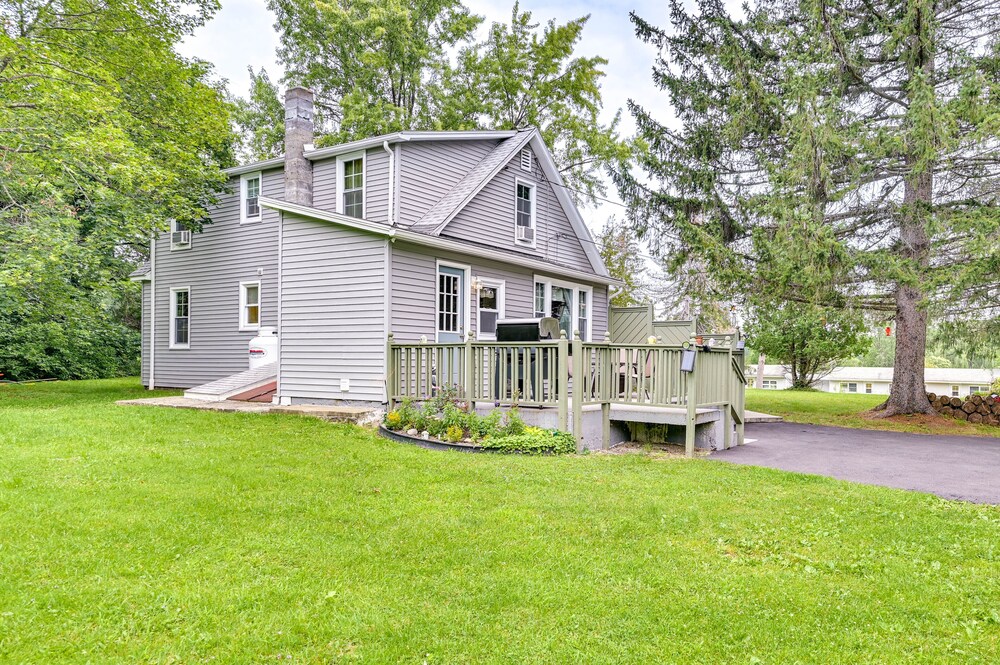 Charming East Durham Home - 2 Mi to Water Park view 4