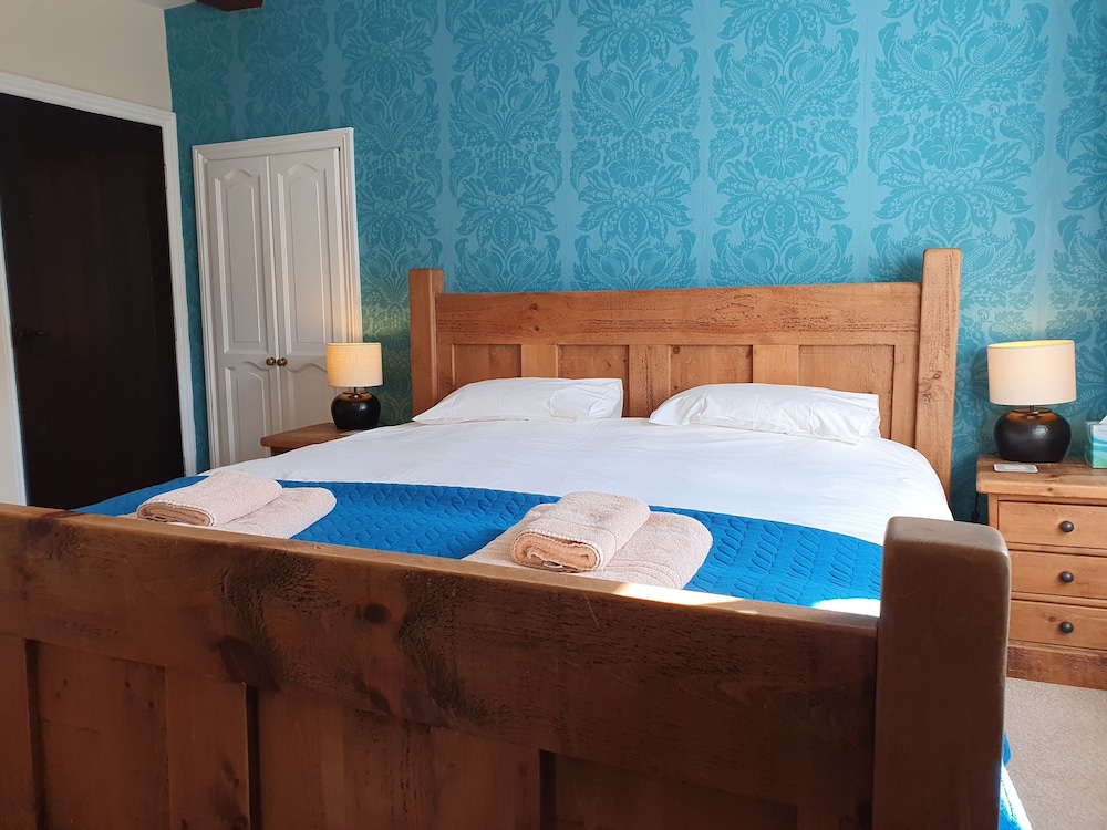 Rockingham Lodge view 5