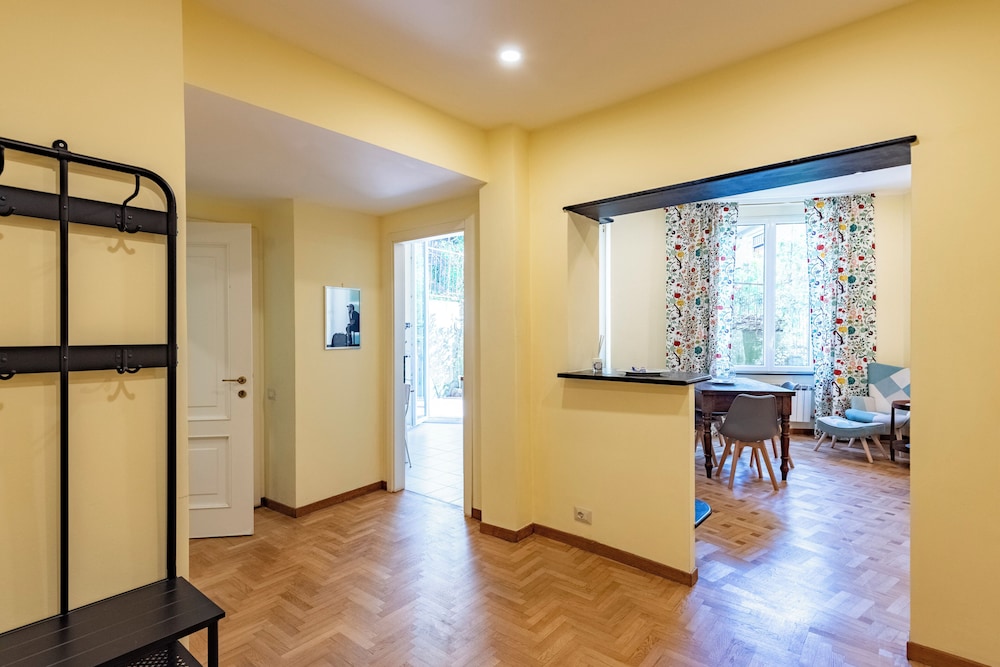 Charming apt with Garden in Castelletto