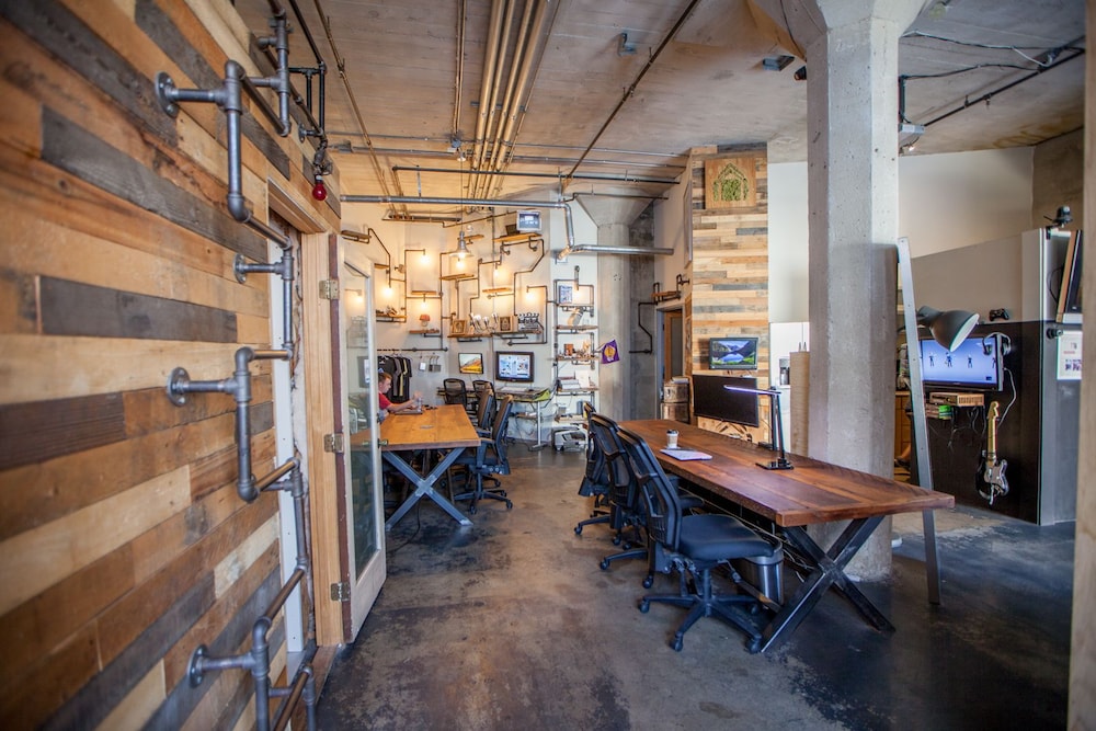 meeting & event spaces
