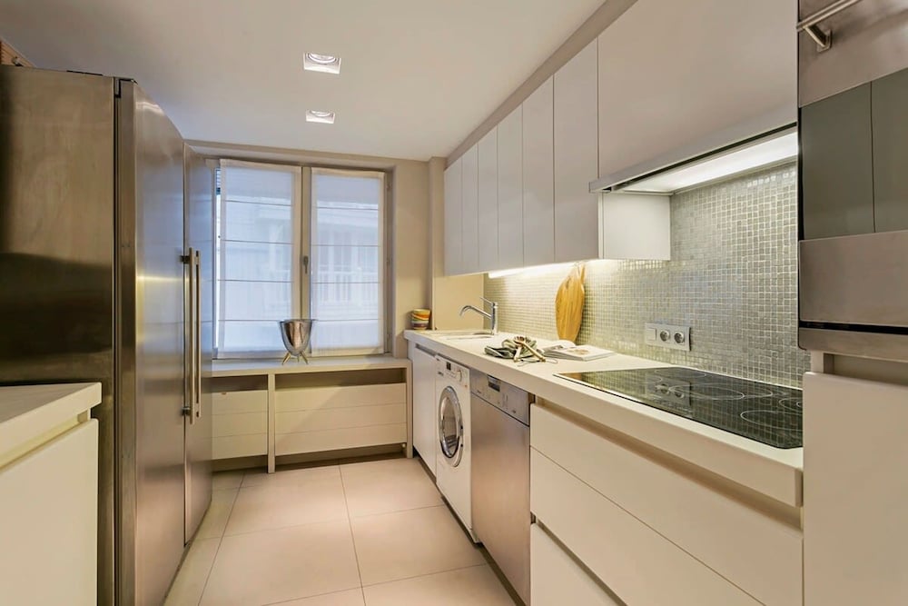 Apartment With Parking at 100 Meters From Beach