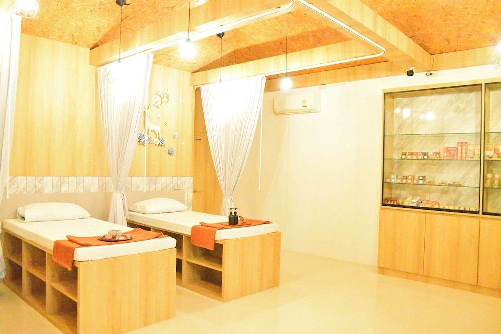 The Neenlawat Riverside Resort & Spa