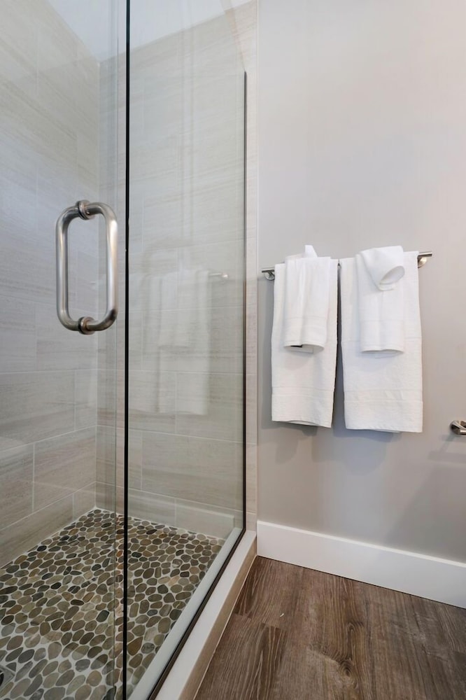 The Birches Condotel Unit 3