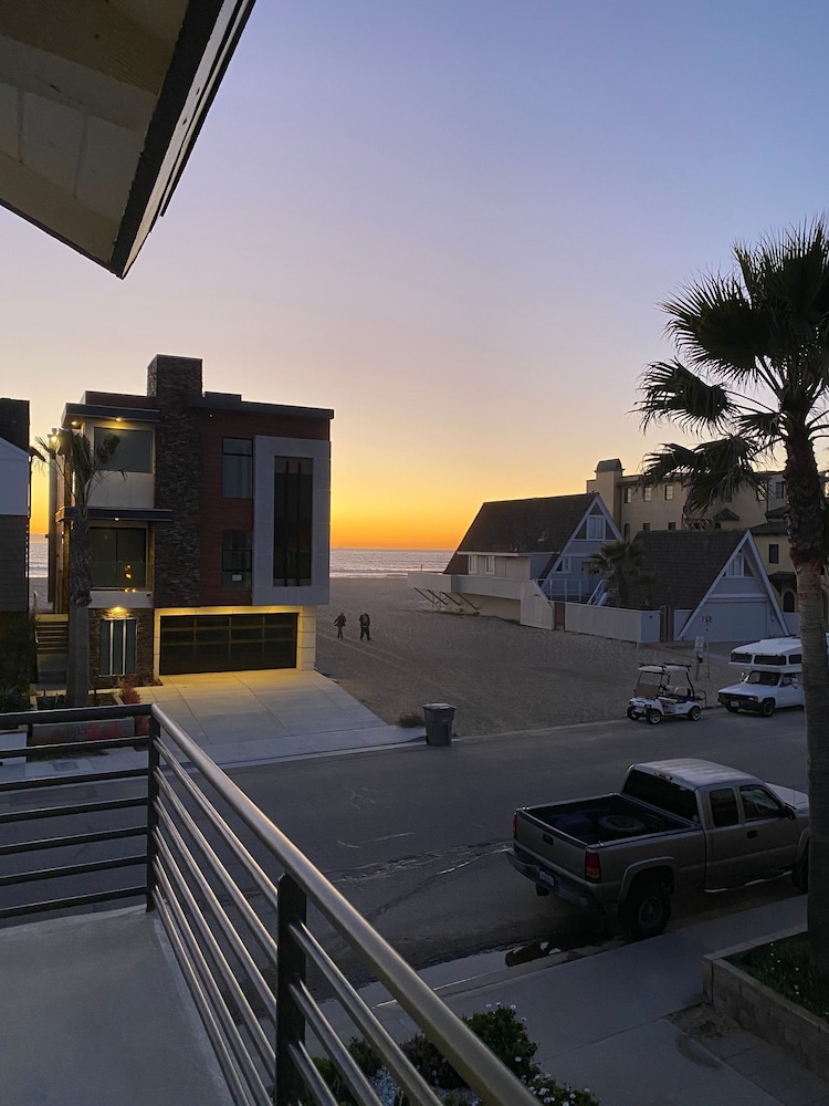 Pacific Dreams at Oxnard Shores 3 BR 2 5 BA Remodeled Amazing Beach Location Ocean Views Sleeps 8