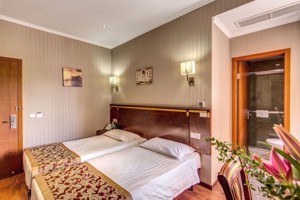 Drago D'oro Guesthouse — Rome photo 3
