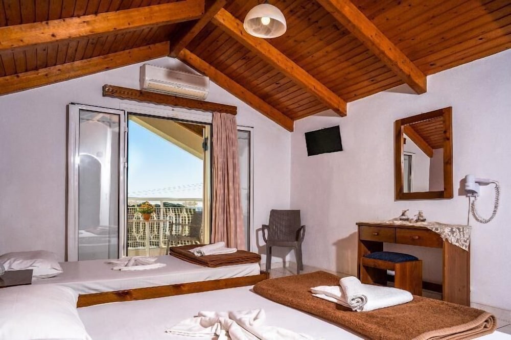 Antonis Apartments