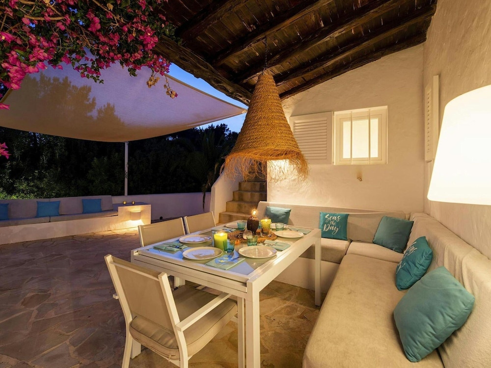 Holiday Home With Outdoor Barbecque