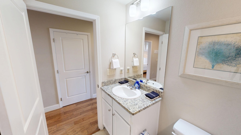 Alerio 301c 3 Bedroom Condo