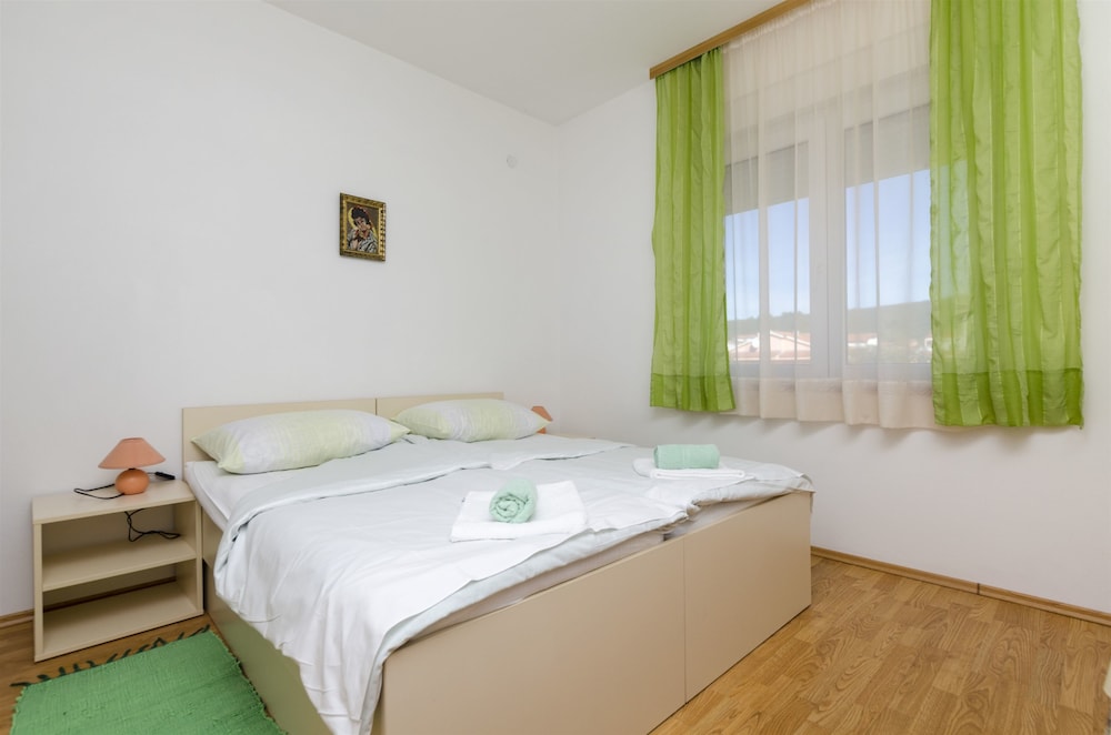 Apartments Verica view 4