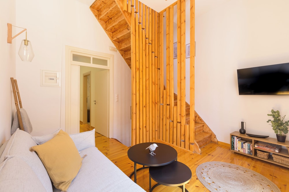 Old Town Charm-Cozy 2BR with Rooftop