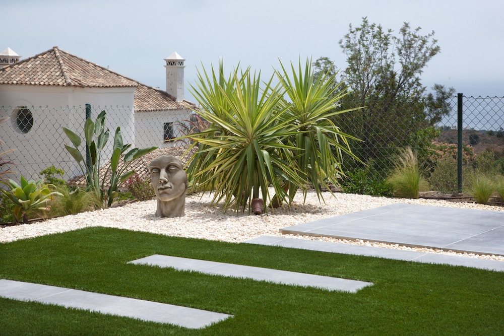Villa in Marbella With Private Heated Pool