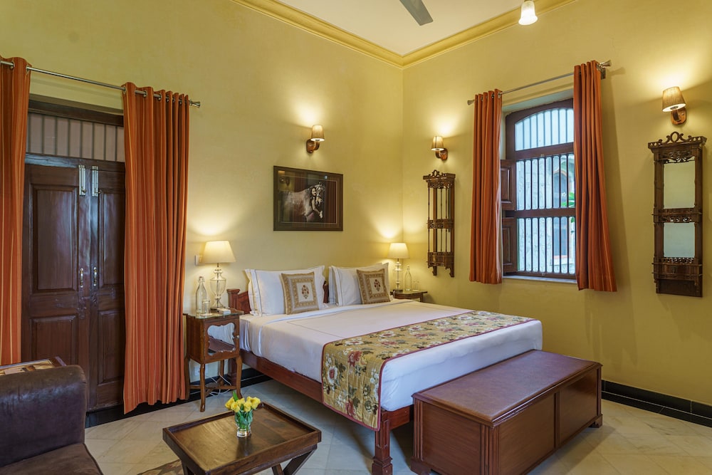 Amã Stays & Trails Abhay Manor, Kaali Toonk view 4