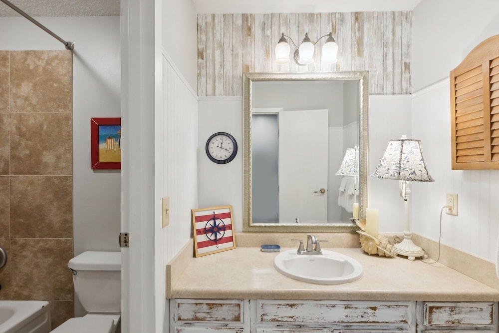 Fernandina Shores 6392 2 Bedroom Condo