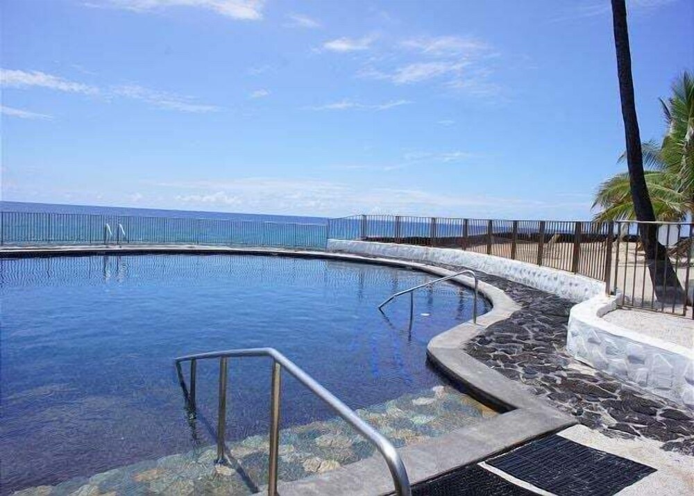 Ocean Views - No Stairs! - In Unit Washer/dryer - BBQ - Vrkcv