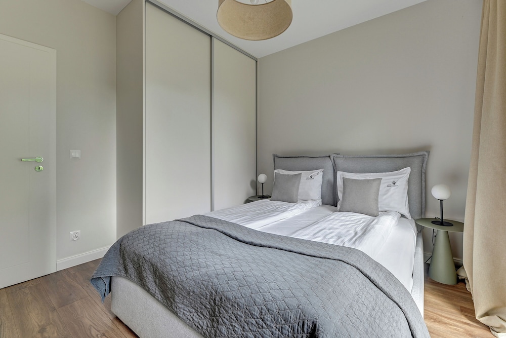 Lion Apartments - Apartments & Studio