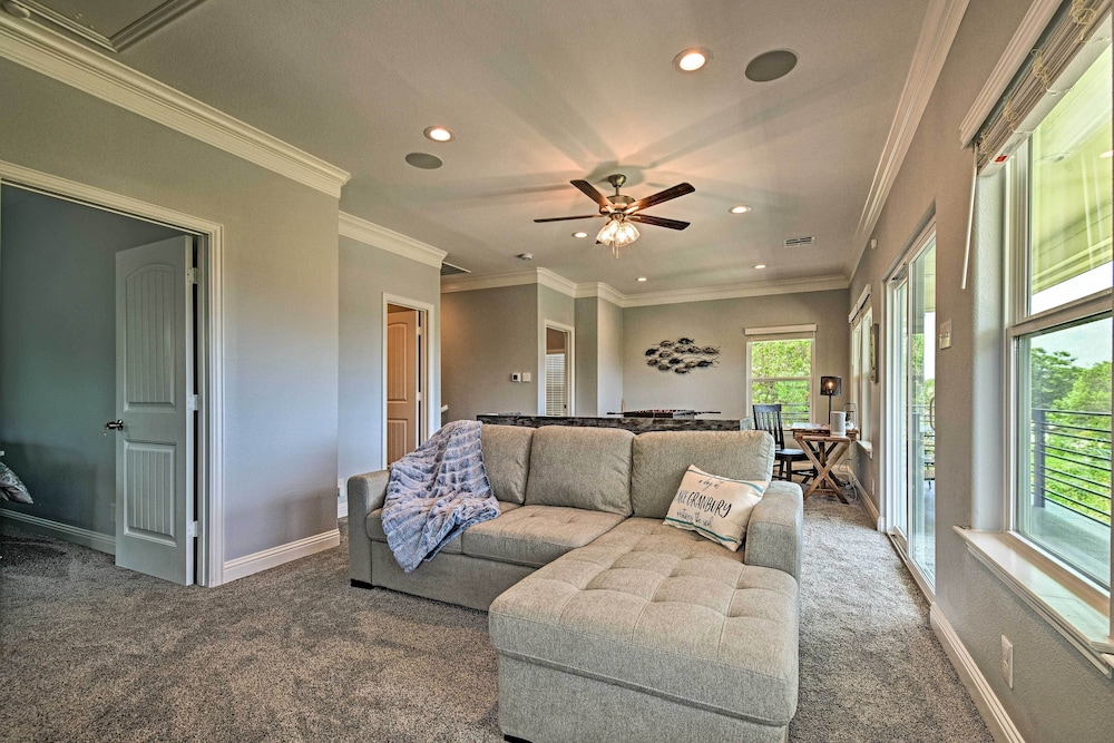 Luxury Granbury Home w/ Game Room: Steps to Lake!