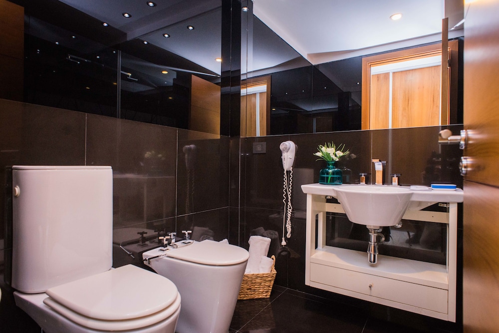 Soho Luxury Suites