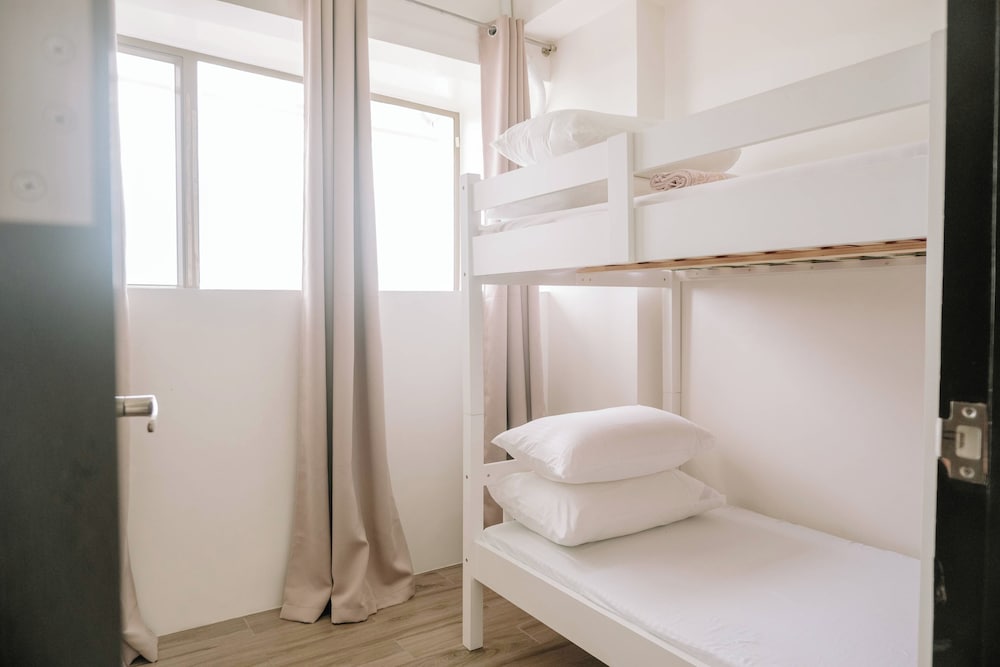 Spacious & Bright Family Escape