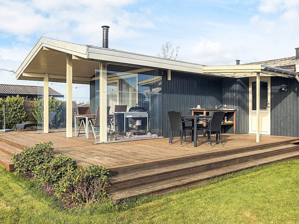 6 Person Holiday Home in Otterup
