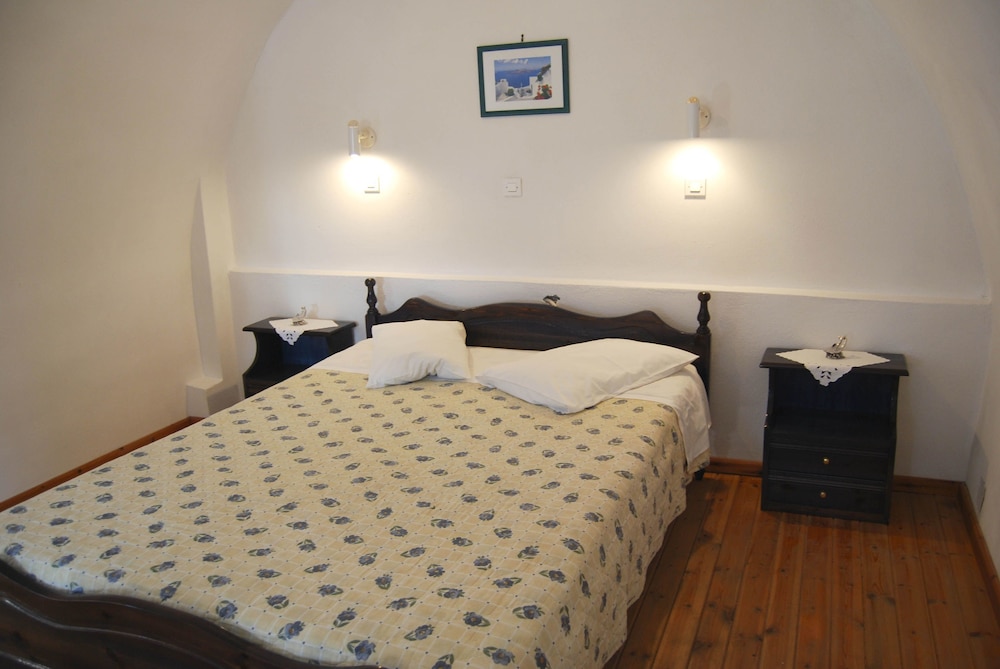 Aretousa Villas view 4