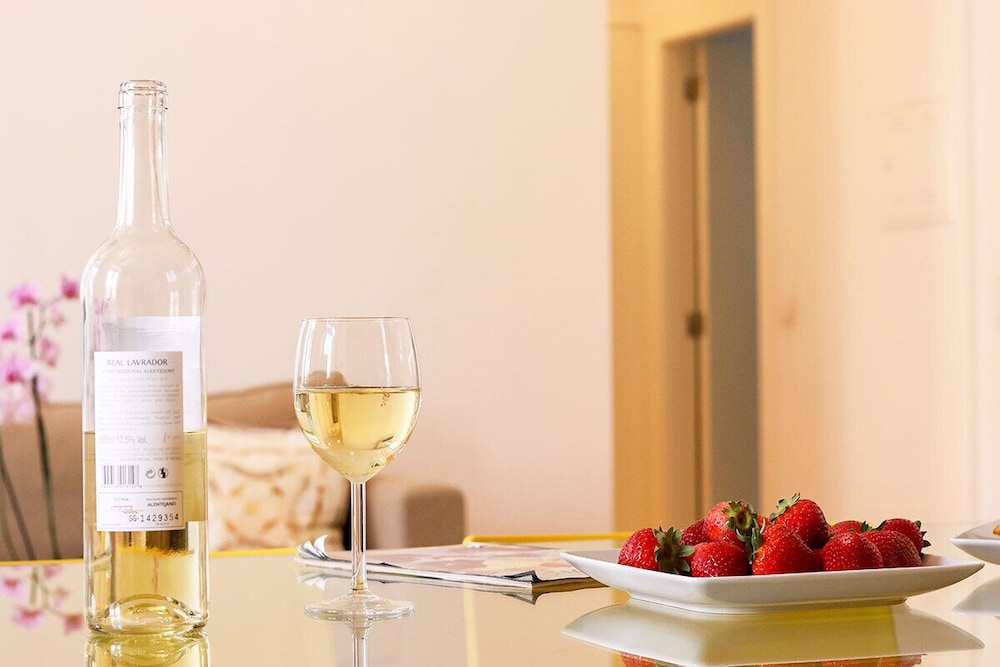 JOIVY Bright&cosy 1-bed Apt, moments from Avenida da Liberdade