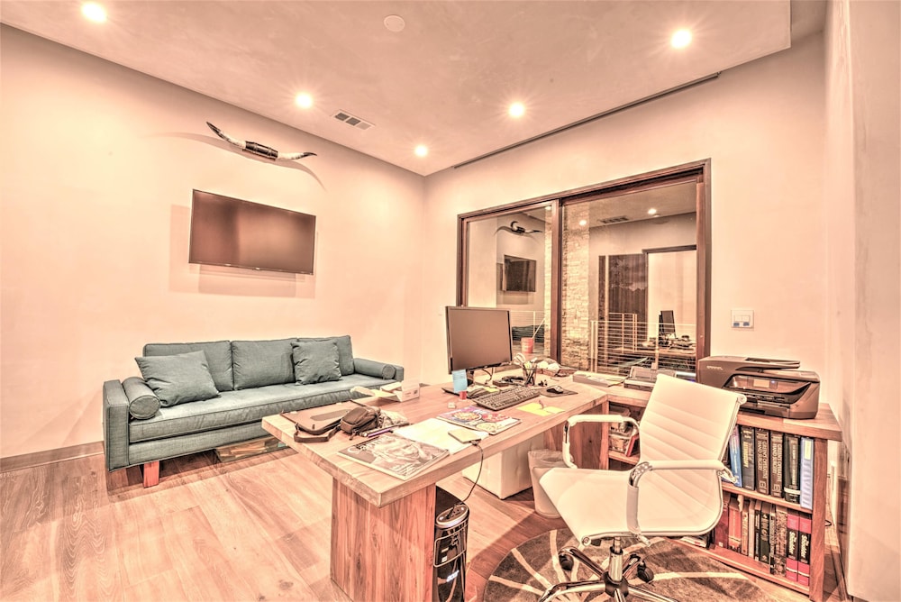 meeting & event spaces