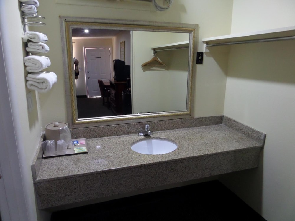 Jeffersonian Motor Inn by Townhouse, Prentiss MS