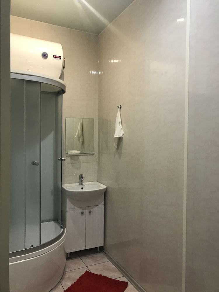 4ROOM