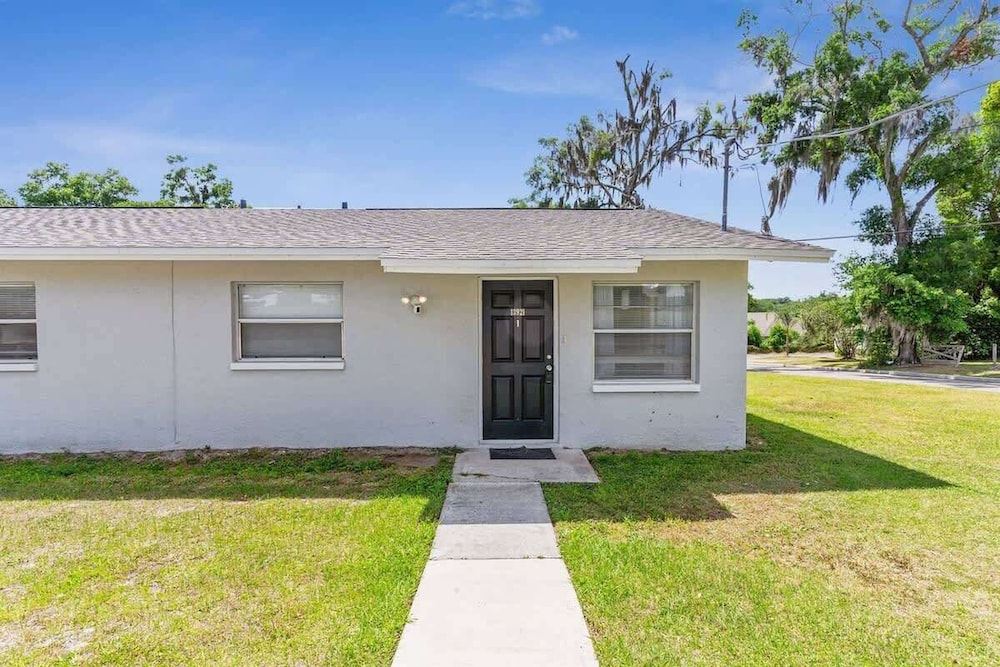Cozy 2 Bedroom Home, Dade City! #1