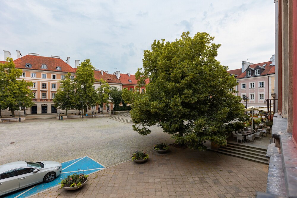 Apartment Rynek Nowego Miasta by Renters view 4