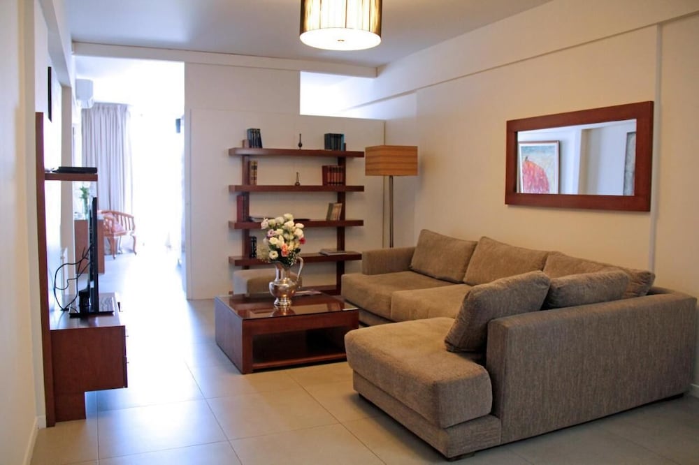 Rivadavia Apartments
